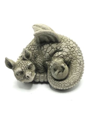 Figurka 512 Dračí máma beton 16 cm